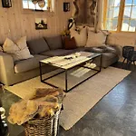 Cozy In & Out Ferienhaus *